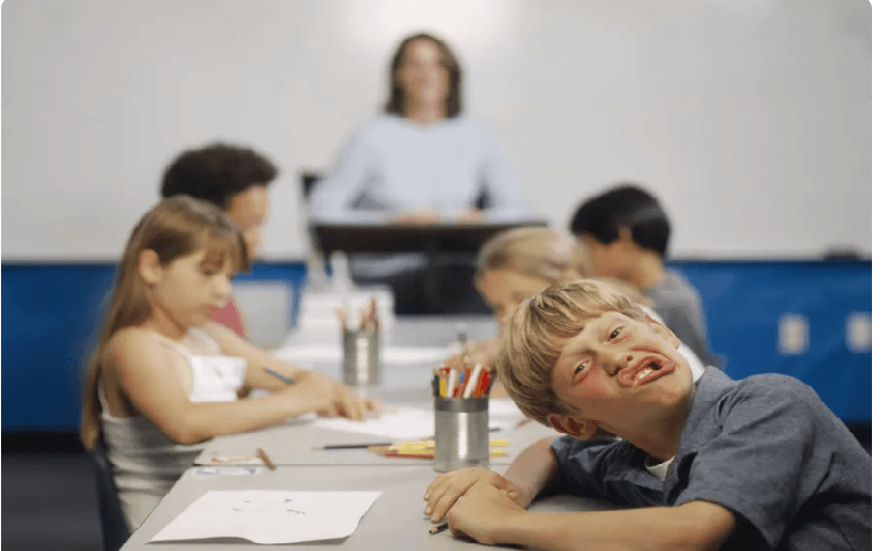 درمان بیش‌فعالی کودک تبریز تحت نظارت روانشناس متخصص