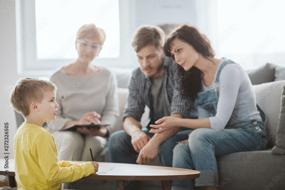 درمان بیش فعالی کودک تبریز با روش‌های علمی و ایمن